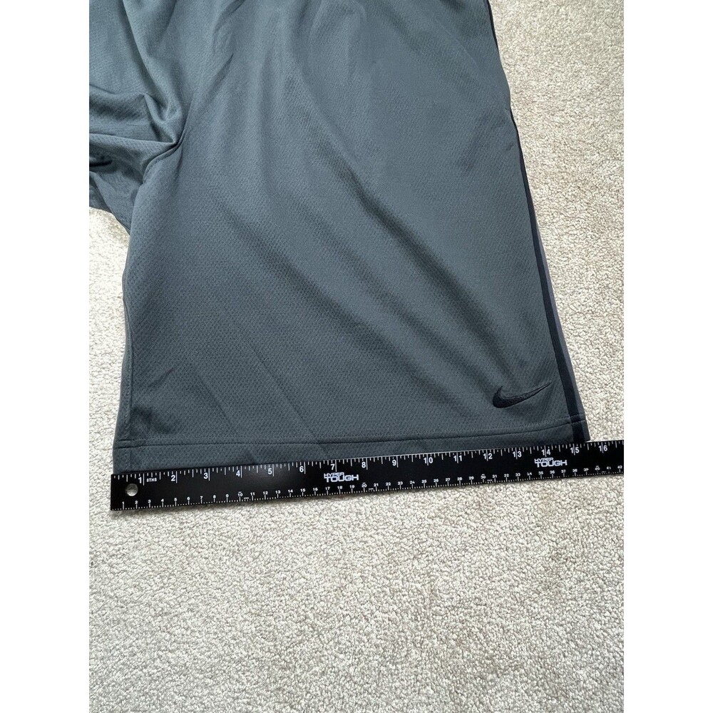 NWT Nike Men’s 2XL Dri-FIT Basketball Training Gym Athletic Shorts Gray Black - Picture 12 of 12